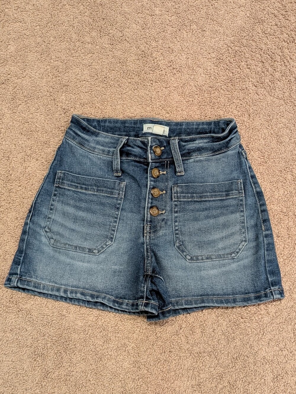Like New Maurices Shorts